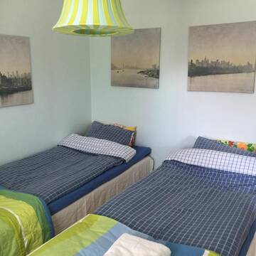 Фото номера Семейный номер с ванной комнатой Отели типа «постель и завтрак» E-City B&amp;B г. Торнио 5